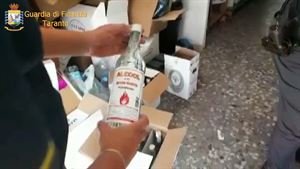 Guardia di Finanza scopre fabbrica clandestina per imbottigliamento alcool
