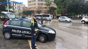 Uso della cintura di sicurezza controlli della Polizia Locale di Foggia