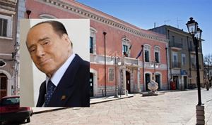 Apricena, la prima città in Italia a intitolare una via al presidente Silvio Berlusconi